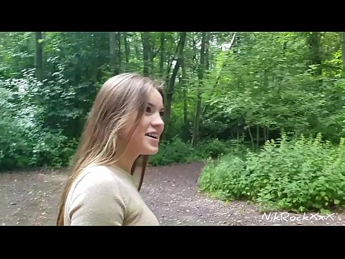 ❤️ Ech hunn dem Evelina virgeschloen datt mir op enger ëffentlecher Plaz fécken! Si sot jo. Dunn hunn ech hatt an den Arsch gefickt an an hirem Mond kum. Dunn huet si sech selwer gepisst. ☑ Qualitéit Porno bei eis ❌